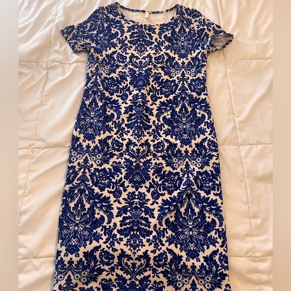 PINKBLUSH blue floral maternity dress - Picture 2 of 2